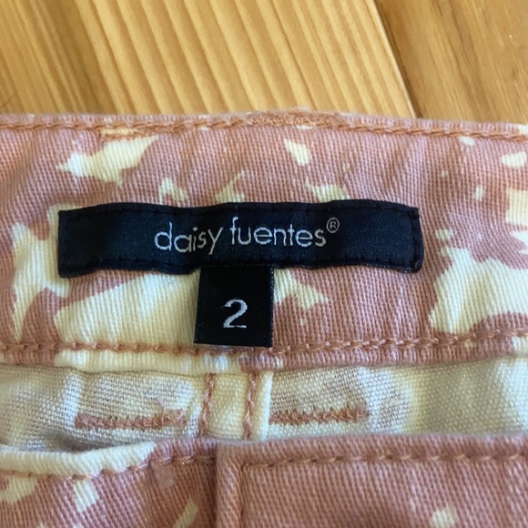 Patterned Jeans - Picture 5 of 5